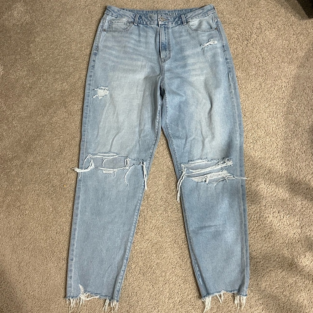 American Eagle - 16 Long - Distressed Light Blue Women's Jeans (Strigid)